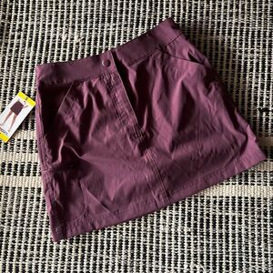 32 Degrees Cool Size Small Purple women’s skort NWT